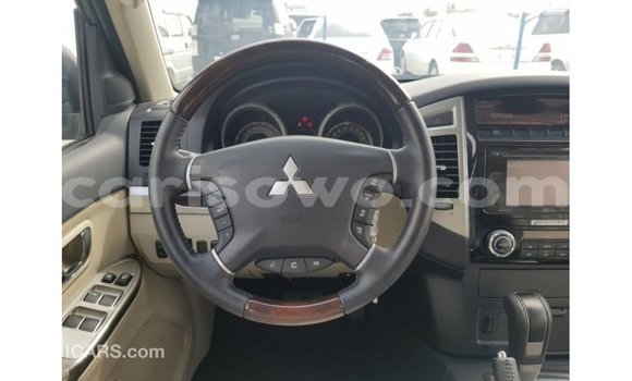 Ra Imported Mitsubishi Pajero Red Ọkọ̀ in Import - Dubai ni Benin Ra Imported Mitsubishi Pajero Red Ọkọ̀ in Import - Dubai ni Benin