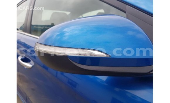 Acheter Import Voiture Hyundai Elantra Bleu à Import - Dubai, Benin Acheter Import Voiture Hyundai Elantra Bleu à Import - Dubai, Benin