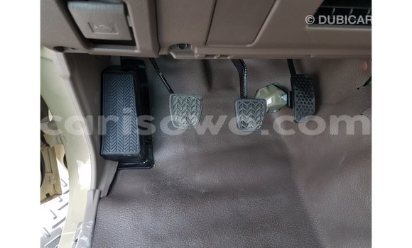 Ra Imported Toyota Land Cruiser Alagara Ọkọ̀ in Import - Dubai ni Benin Ra Imported Toyota Land Cruiser Alagara Ọkọ̀ in Import - Dubai ni Benin