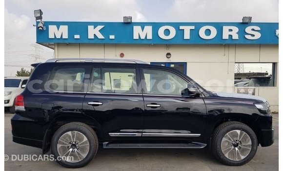 Ra Imported Toyota Land Cruiser Black Ọkọ̀ in Import - Dubai ni Benin Ra Imported Toyota Land Cruiser Black Ọkọ̀ in Import - Dubai ni Benin