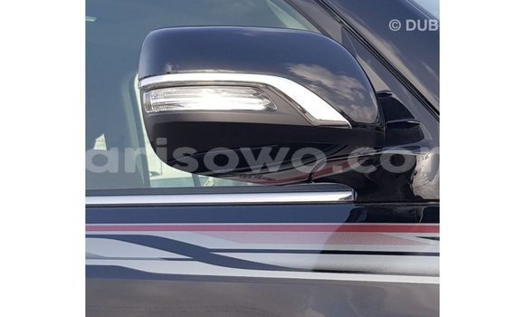 Ra Imported Toyota Land Cruiser Black Ọkọ̀ in Import - Dubai ni Benin Ra Imported Toyota Land Cruiser Black Ọkọ̀ in Import - Dubai ni Benin