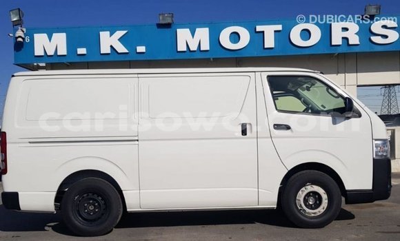 Ra Imported Toyota Hiace funfun Ọkọ̀ in Import - Dubai ni Benin Ra Imported Toyota Hiace funfun Ọkọ̀ in Import - Dubai ni Benin