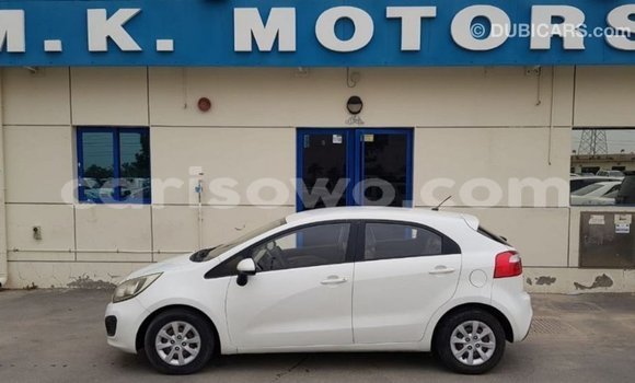 Ra Imported Kia Rio funfun Ọkọ̀ in Import - Dubai ni Benin Ra Imported Kia Rio funfun Ọkọ̀ in Import - Dubai ni Benin
