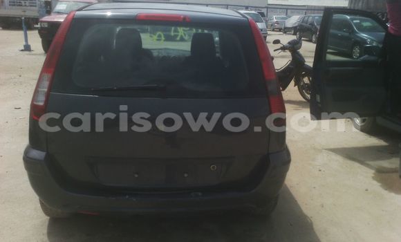 Ra Àlòkù Ford Mondeo Black Ọkọ̀ in Cotonou ni Benin Ra Àlòkù Ford Mondeo Black Ọkọ̀ in Cotonou ni Benin