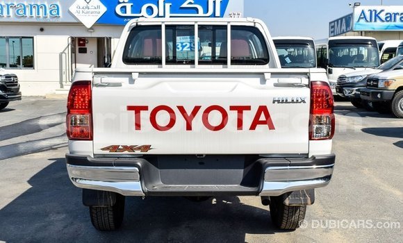 Ra Imported Toyota Hilux funfun Ọkọ̀ in Import - Dubai ni Benin Ra Imported Toyota Hilux funfun Ọkọ̀ in Import - Dubai ni Benin