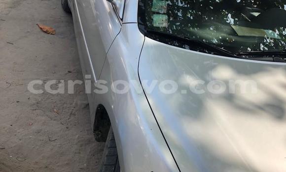 Ra Tuntun Toyota Camry Silver Ọkọ̀ in Cotonou ni Benin Ra Tuntun Toyota Camry Silver Ọkọ̀ in Cotonou ni Benin