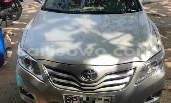 Ra Tuntun Toyota Camry Silver Ọkọ̀ in Cotonou ni Benin Ra Tuntun Toyota Camry Silver Ọkọ̀ in Cotonou ni Benin