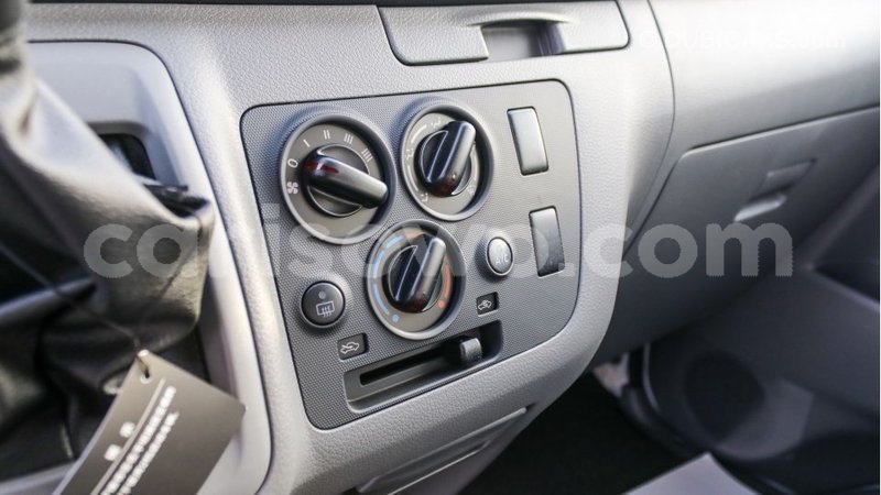 Big with watermark nissan urvan benin import dubai 8538