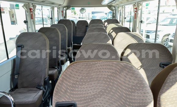 Ra Imported Toyota Coaster funfun Ọkọ̀ akẹ́rù ńlá in Import - Dubai ni Benin Ra Imported Toyota Coaster funfun Ọkọ̀ akẹ́rù ńlá in Import - Dubai ni Benin