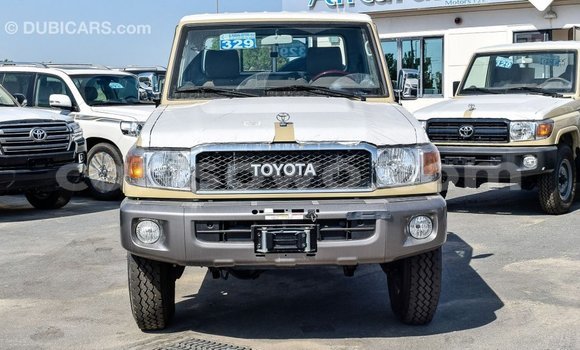 Buy Import Toyota Land Cruiser Beige Car in Import - Dubai in Benign Buy Import Toyota Land Cruiser Beige Car in Import - Dubai in Benign
