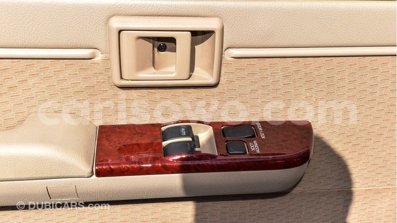 Big with watermark toyota land cruiser benin import dubai 8545