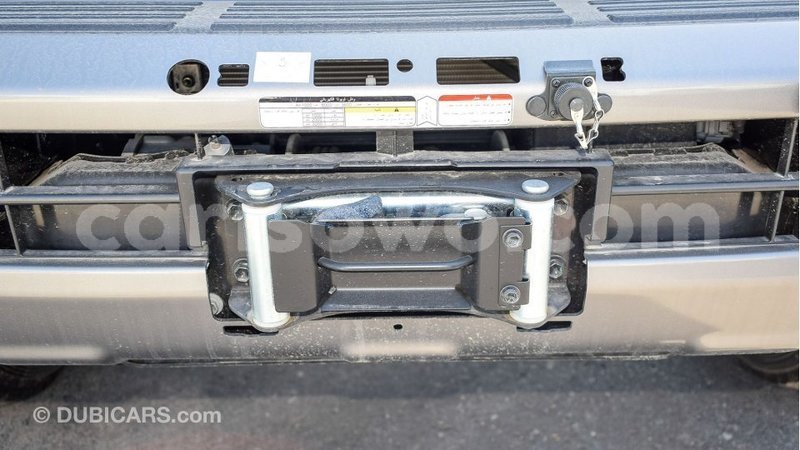 Big with watermark toyota land cruiser benin import dubai 8545