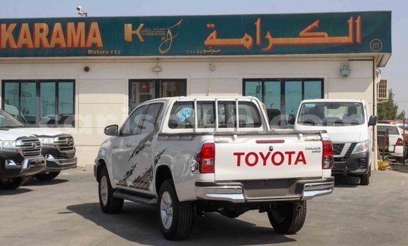 Ra Imported Toyota Hilux funfun Ọkọ̀ in Import - Dubai ni Benin Ra Imported Toyota Hilux funfun Ọkọ̀ in Import - Dubai ni Benin