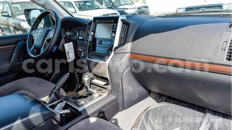 Big with watermark toyota land cruiser benin import dubai 8547