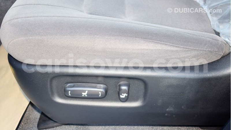 Big with watermark toyota land cruiser benin import dubai 8547