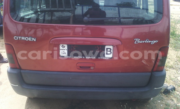 Ra Àlòkù Citroen C4 Red Ọkọ̀ in Porto Novo ni Benin Ra Àlòkù Citroen C4 Red Ọkọ̀ in Porto Novo ni Benin