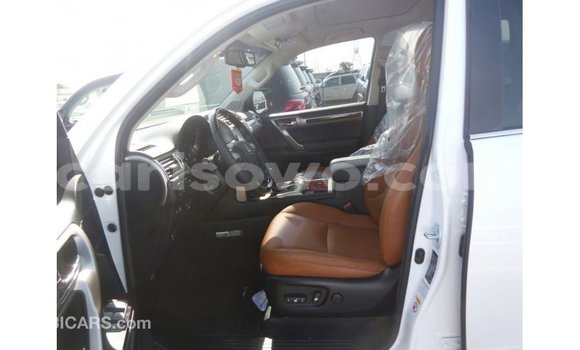 Sayi Imported Lexus GX White Mota in Import - Dubai a Benin Sayi Imported Lexus GX White Mota in Import - Dubai a Benin
