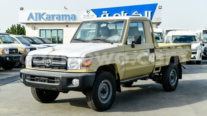 Big with watermark toyota land cruiser benin import dubai 8551