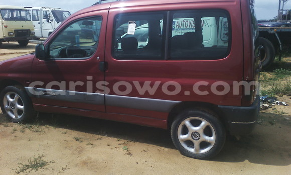 Ra Àlòkù Citroen C4 Red Ọkọ̀ in Porto Novo ni Benin Ra Àlòkù Citroen C4 Red Ọkọ̀ in Porto Novo ni Benin