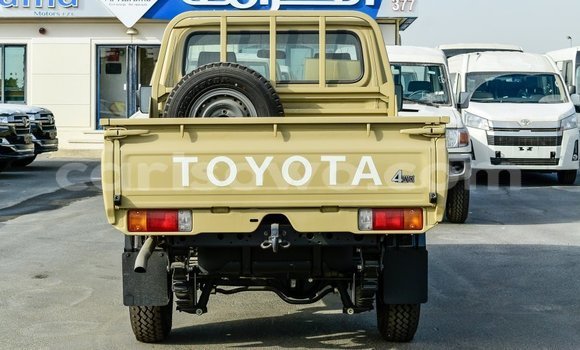 Buy Import Toyota Land Cruiser Beige Car in Import - Dubai in Benign Buy Import Toyota Land Cruiser Beige Car in Import - Dubai in Benign
