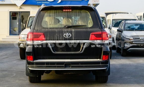 Ra Imported Toyota Land Cruiser Black Ọkọ̀ in Import - Dubai ni Benin Ra Imported Toyota Land Cruiser Black Ọkọ̀ in Import - Dubai ni Benin