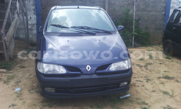 Ra Àlòkù Volvo 990 Blue Ọkọ̀ in Porto Novo ni Benin Ra Àlòkù Volvo 990 Blue Ọkọ̀ in Porto Novo ni Benin