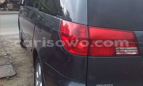 Buy Used Toyota Sienna Blue Car in Cotonou in Benign Buy Used Toyota Sienna Blue Car in Cotonou in Benign