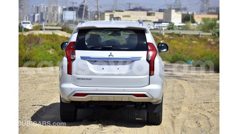 Big with watermark mitsubishi montero benin import dubai 8609