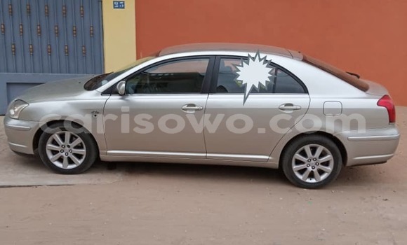 Sayi Sabo Toyota Avensis Azurfa Mota in Cotonou a Benin Sayi Sabo Toyota Avensis Azurfa Mota in Cotonou a Benin