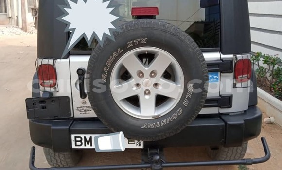 Sayi Na hannu Jeep Wrangler Azurfa Mota in Cotonou a Benin