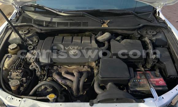 Sayi Na hannu Toyota Camry White Mota in Cotonou a Benin Sayi Na hannu Toyota Camry White Mota in Cotonou a Benin