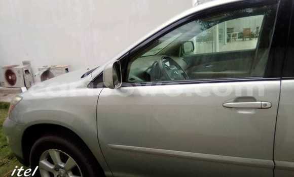 Ra Tuntun Lexus RX 330 Silver Ọkọ̀ in Cotonou ni Benin Ra Tuntun Lexus RX 330 Silver Ọkọ̀ in Cotonou ni Benin