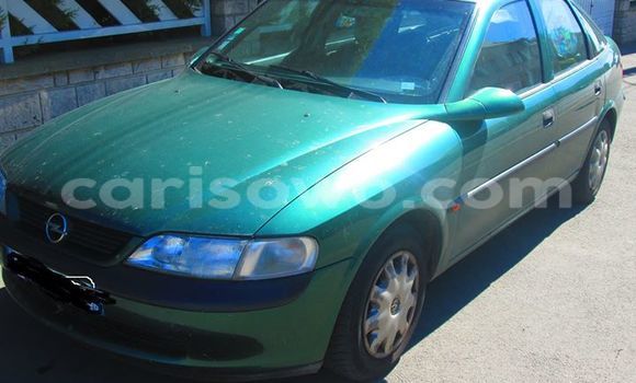 Sayi Na hannu Opel Vectra Green Mota in Savalou a Benin Sayi Na hannu Opel Vectra Green Mota in Savalou a Benin