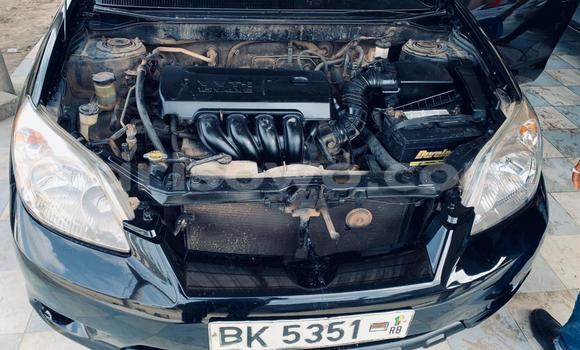 Ra Àlòkù Toyota Matrix Blue Ọkọ̀ in Cotonou ni Benin Ra Àlòkù Toyota Matrix Blue Ọkọ̀ in Cotonou ni Benin