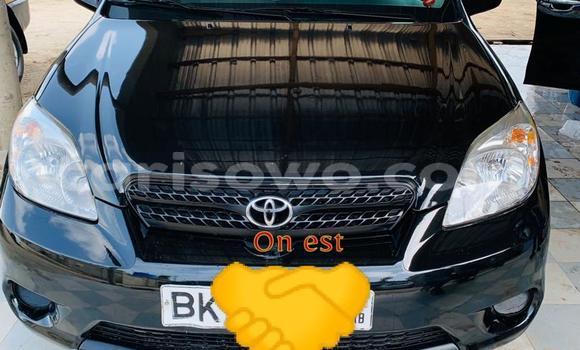 Ra Àlòkù Toyota Matrix Blue Ọkọ̀ in Cotonou ni Benin Ra Àlòkù Toyota Matrix Blue Ọkọ̀ in Cotonou ni Benin