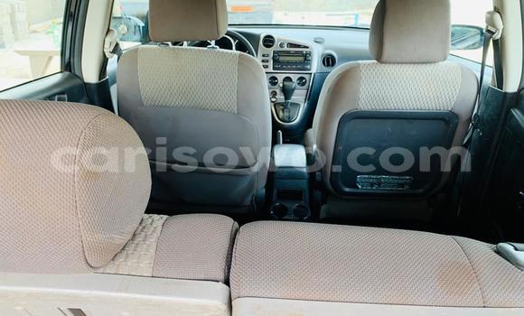Ra Àlòkù Toyota Matrix Blue Ọkọ̀ in Cotonou ni Benin Ra Àlòkù Toyota Matrix Blue Ọkọ̀ in Cotonou ni Benin