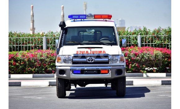 Buy Import Toyota Land Cruiser White Car in Import - Dubai in Benign Buy Import Toyota Land Cruiser White Car in Import - Dubai in Benign