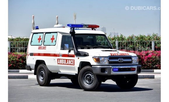 Buy Import Toyota Land Cruiser White Car in Import - Dubai in Benign Buy Import Toyota Land Cruiser White Car in Import - Dubai in Benign