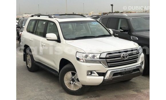 Buy Import Toyota Land Cruiser White Car in Import - Dubai in Benign Buy Import Toyota Land Cruiser White Car in Import - Dubai in Benign