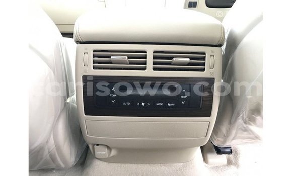 Buy Import Toyota Land Cruiser White Car in Import - Dubai in Benign Buy Import Toyota Land Cruiser White Car in Import - Dubai in Benign
