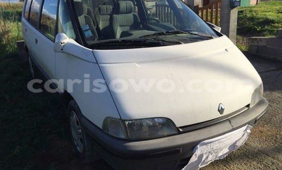 Sayi Na hannu Renault Espace White Mota in Cotonou a Benin Sayi Na hannu Renault Espace White Mota in Cotonou a Benin