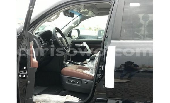 Sayi Imported Toyota Land Cruiser Black Mota in Import - Dubai a Benin Sayi Imported Toyota Land Cruiser Black Mota in Import - Dubai a Benin