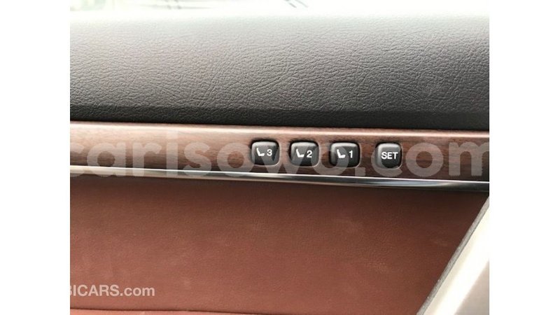 Big with watermark toyota land cruiser benin import dubai 8682