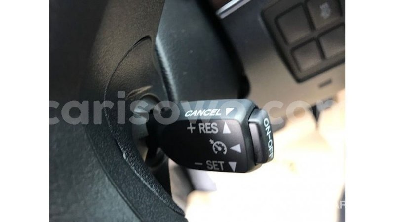 Big with watermark toyota land cruiser benin import dubai 8682