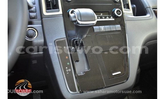 Buy Import Toyota Granvia White Car in Import - Dubai in Benign Buy Import Toyota Granvia White Car in Import - Dubai in Benign