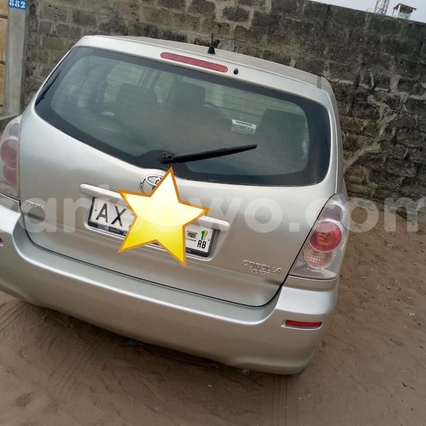 Big with watermark toyota corolla verso benin cotonou 8690