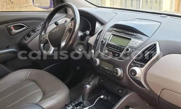 Acheter Occasion Voiture Hyundai Tucson Bleu à Cotonou, Benin Acheter Occasion Voiture Hyundai Tucson Bleu à Cotonou, Benin