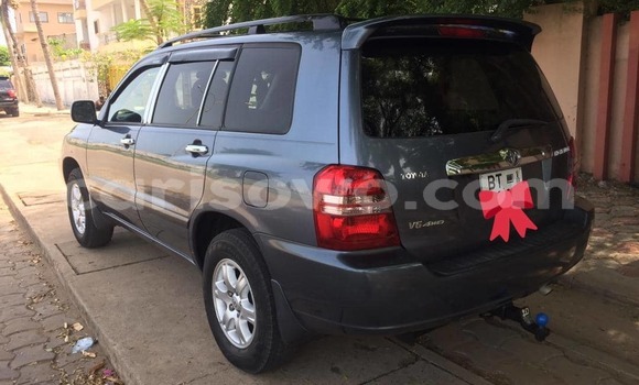 Acheter Neuf Voiture Toyota Highlander Bleu à Cotonou, Benin Acheter Neuf Voiture Toyota Highlander Bleu à Cotonou, Benin