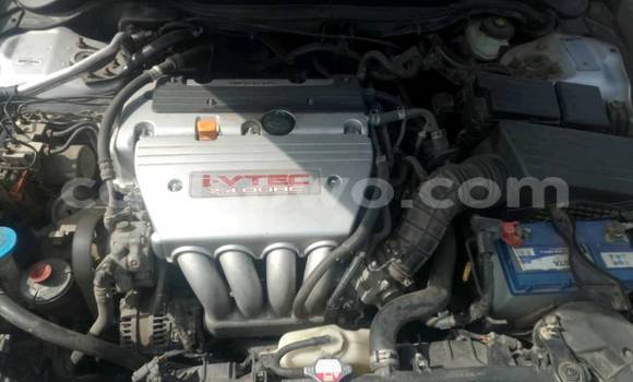 Sayi Na hannu Honda Accord Azurfa Mota in Cotonou a Benin Sayi Na hannu Honda Accord Azurfa Mota in Cotonou a Benin