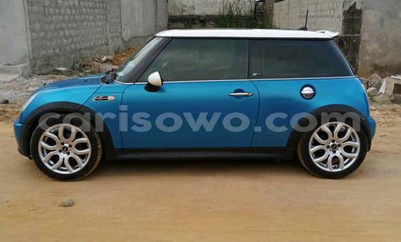 Acheter Neuf Voiture MINI Cooper Bleu à Cotonou, Benin Acheter Neuf Voiture MINI Cooper Bleu à Cotonou, Benin